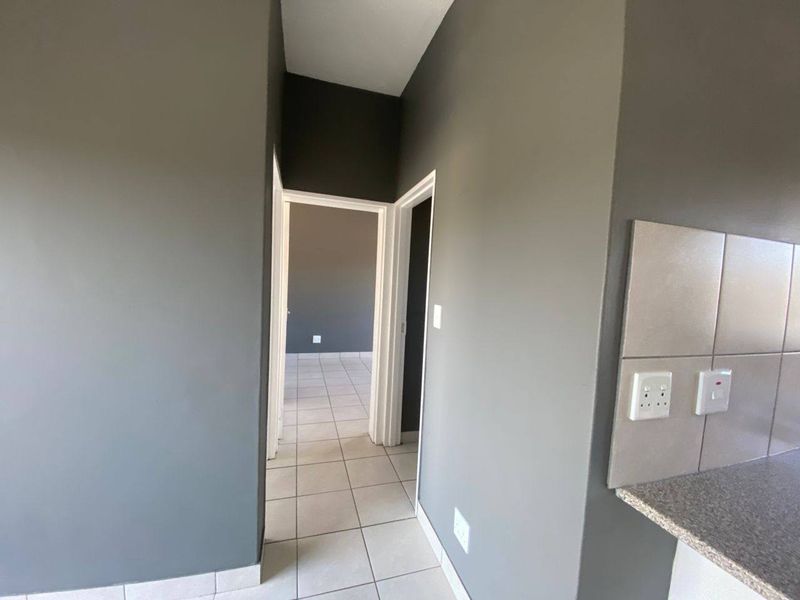 2 Bedroom Townhouse For Sale in Okahandja - Photo 4