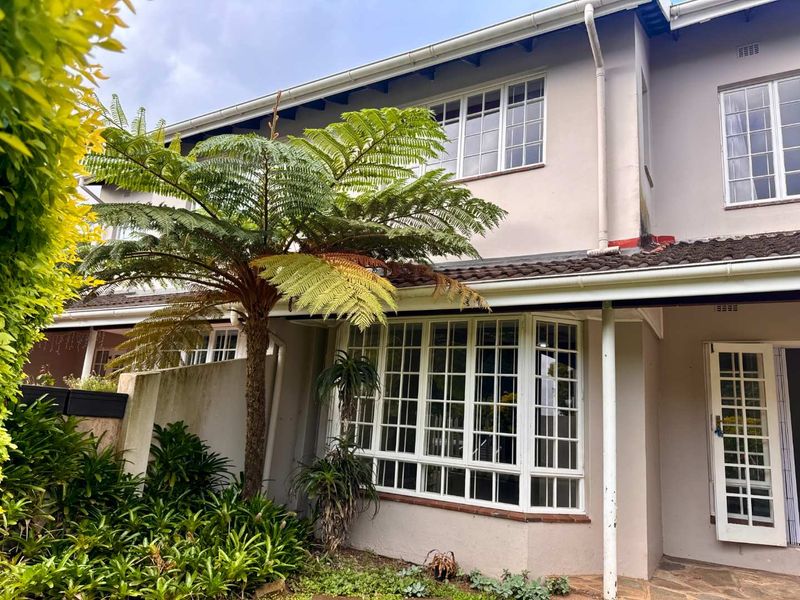 EXCLUSIVE SHOWHOUSE :Sunday by appointment - 2PM-4PM: Booking required. - Photo 4