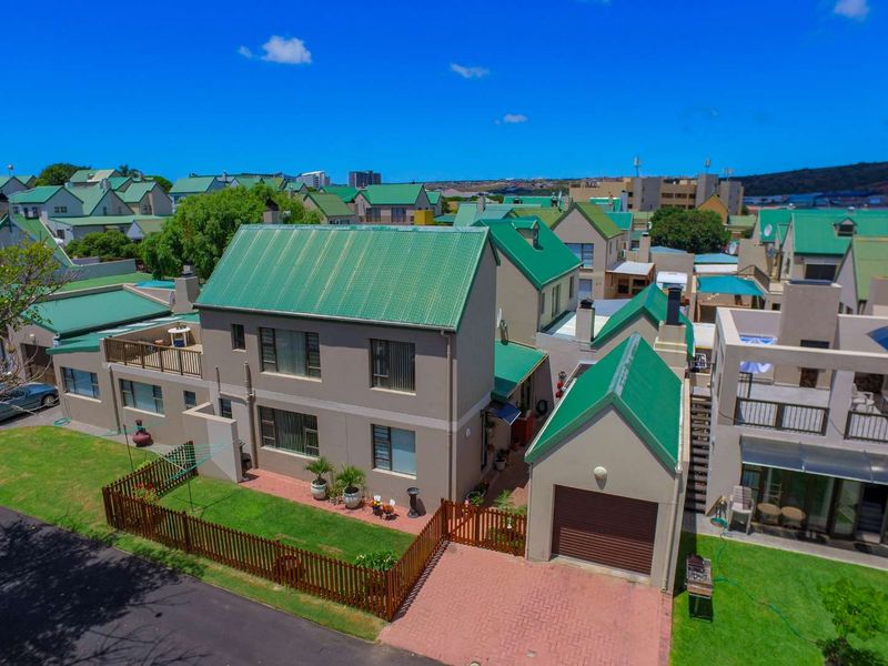 Coastal Delight - Photo 3