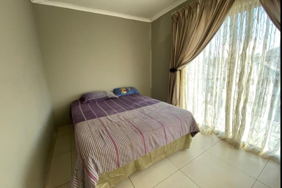 6 Bedroom house for sale in Theresapark ThornBrook Golf Estate - Photo 3