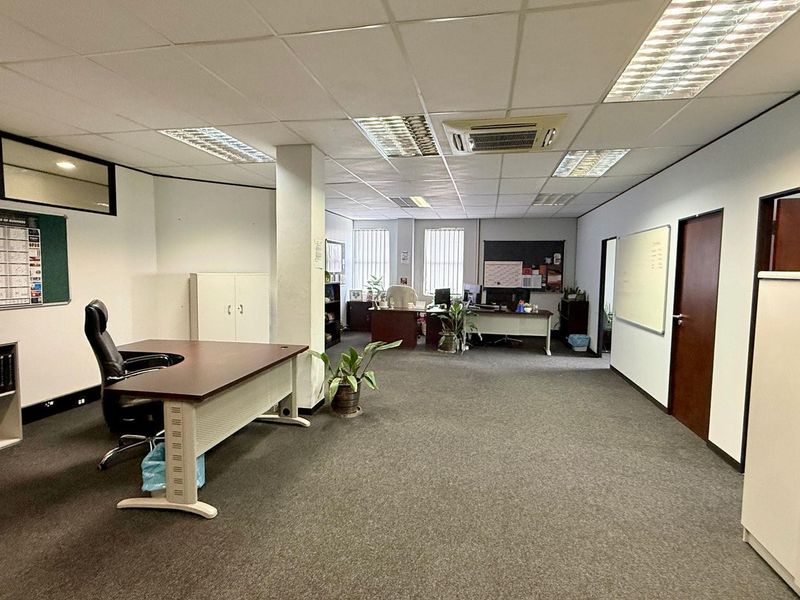 Secure Income-Generating Office Property | Victoria Country Club Estate - Photo 6
