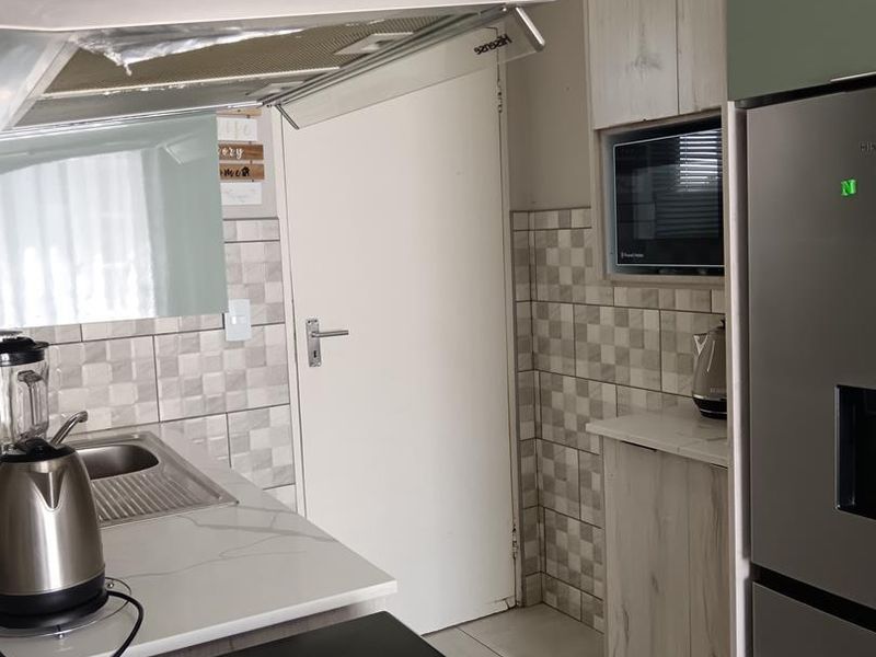 Charming Starter Home or Savvy Investment Opportunity! - Photo 5