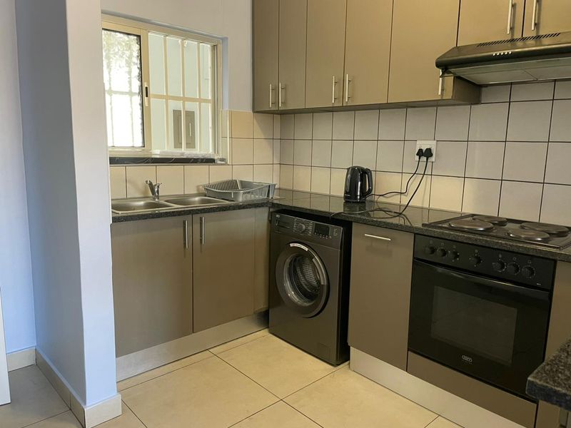 Fullu Furnished 2 Bedroom Apartment to Let in Klein Windhoek - Photo 8