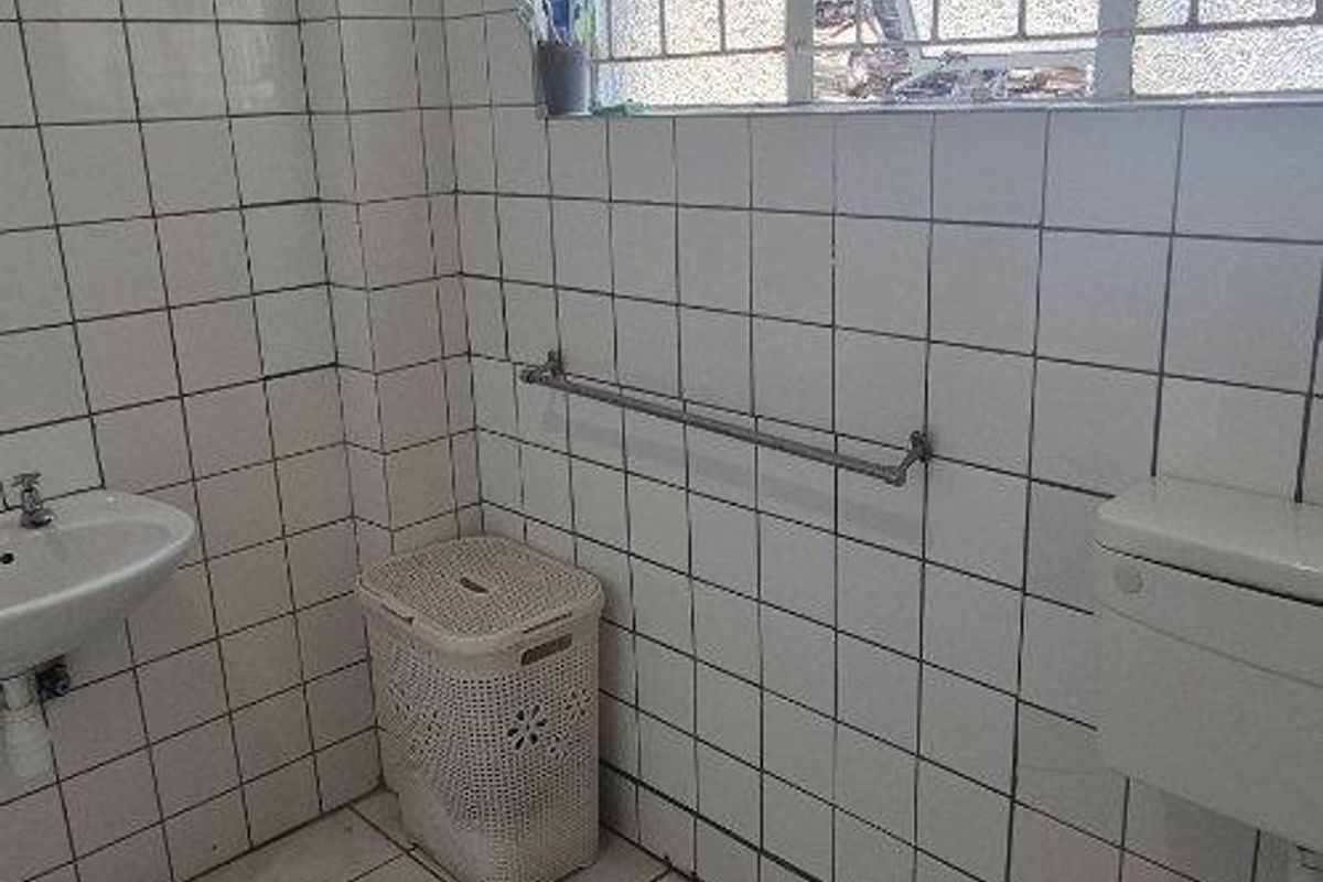 FOR SALE 1 BEDROOM IN WINDHOEK CENTRAL - Photo 3