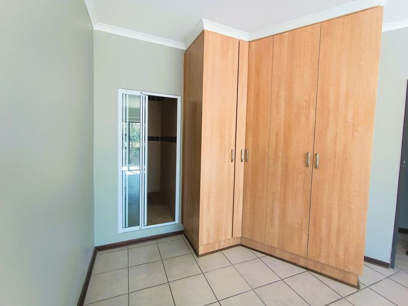 Modern Comfort Meets Smart Investment - Photo 10