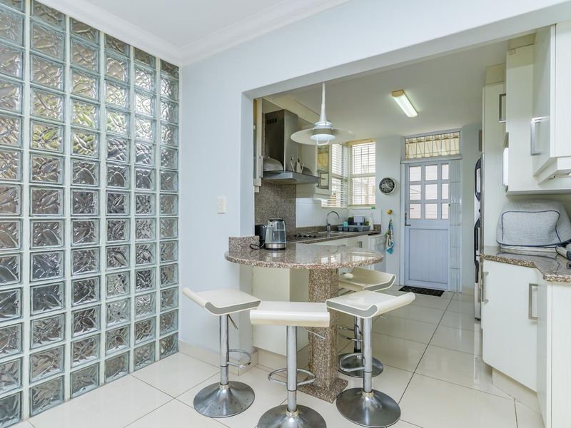 Position Position Position!!  100 Meters to Umhlanga Village - Photo 10