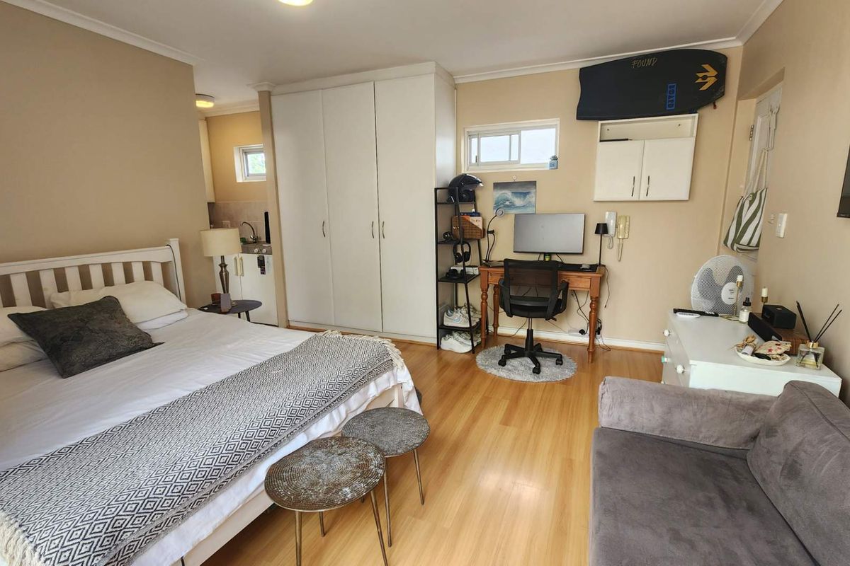 RENTAL - available immediately! - Photo 2