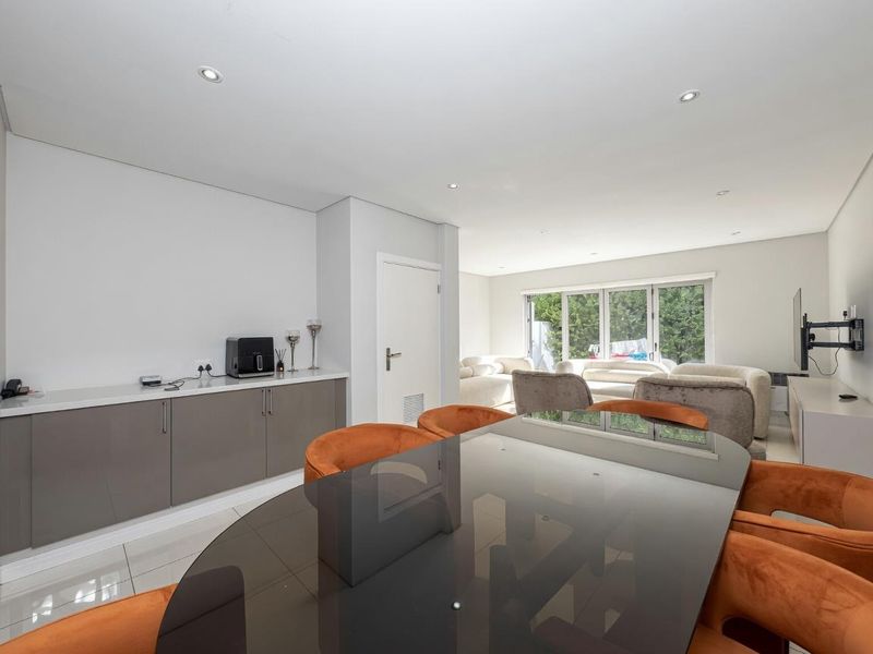 GORGEOUS WELL POSITIONED 4 BEDROOM CLUSTER HOME FOR RENT IN BRYANTSON - Photo 9