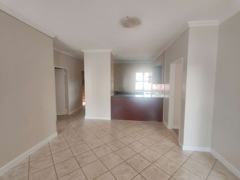 VERY NEAT APARTMENT ON FIRST FLOOR - Photo 8