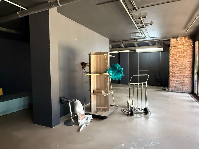 177m2 ground floor retail unit to let in Wembley Square - Photo 3