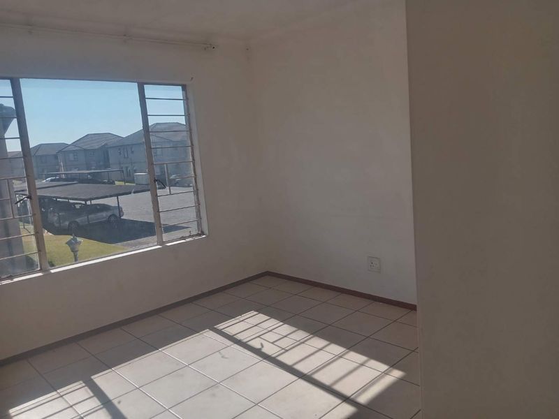 TWO BEDROOM TOWNHOUSE IN PARKRAND - Photo 7