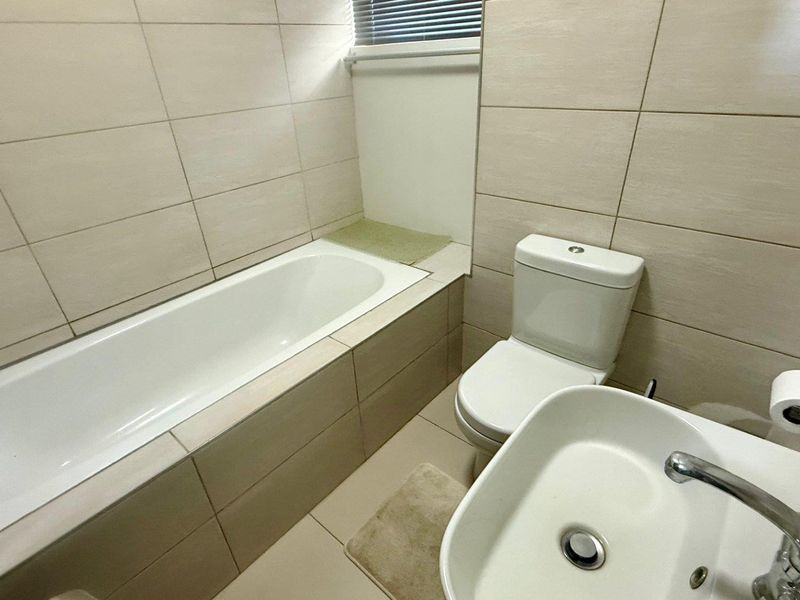 SOUTHERN INDUSTRIAL WINDHOEK - NS1 350 000 - CC - Photo 8