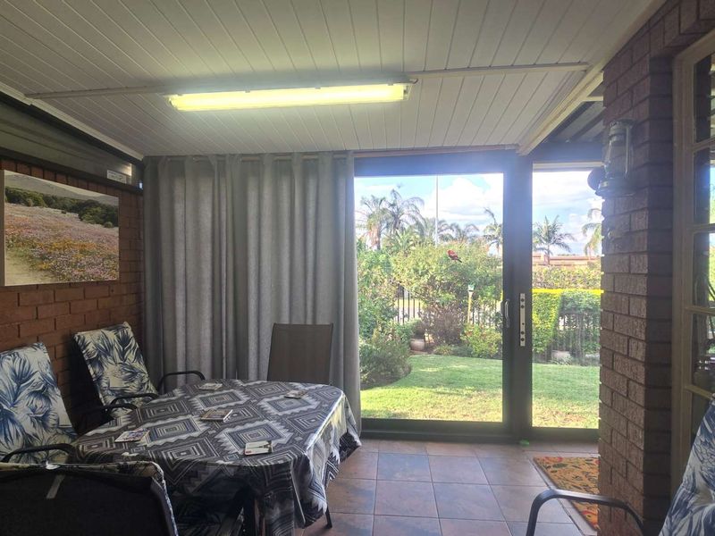 Immaculate and cozy Retirement home in Montana park - Photo 2