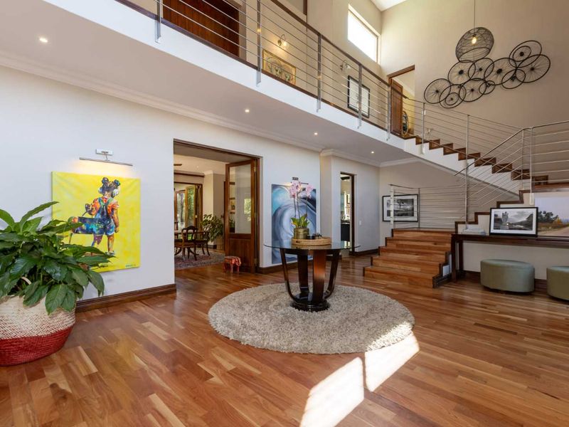 PRESTIGIOUS, HIGH-END TROPHY RESIDENCE IN A SERENE AND PEACEFUL LOCATION - Photo 3