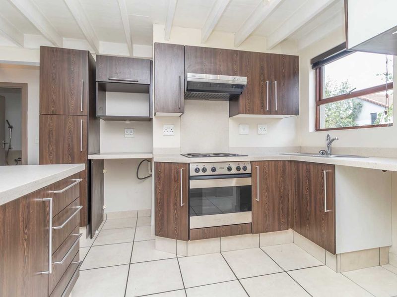 Relax on your Private Rooftop Terrace in This Chic 2-Bed Loft - Photo 3