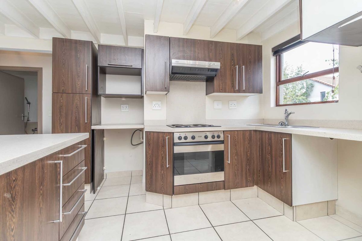 Relax on your Private Rooftop Terrace in This Chic 2-Bed Loft - Photo 3