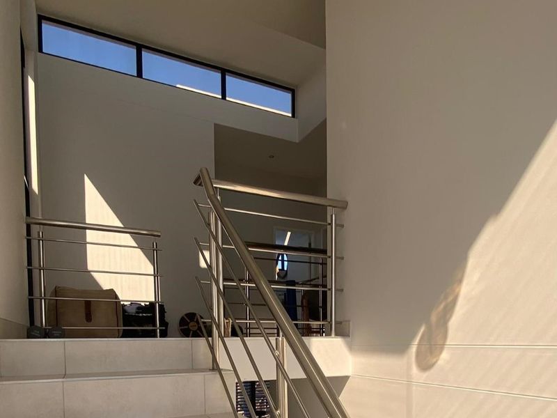 Exquisite Townhouse with Stunning Desert Views - Photo 10