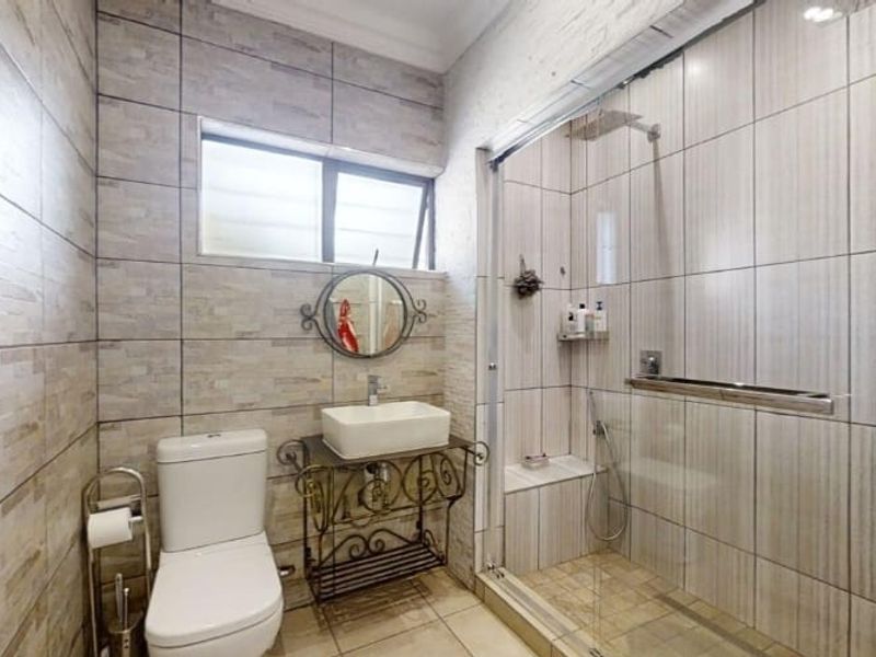 3 Bedroom House in Cinderella - Photo 4