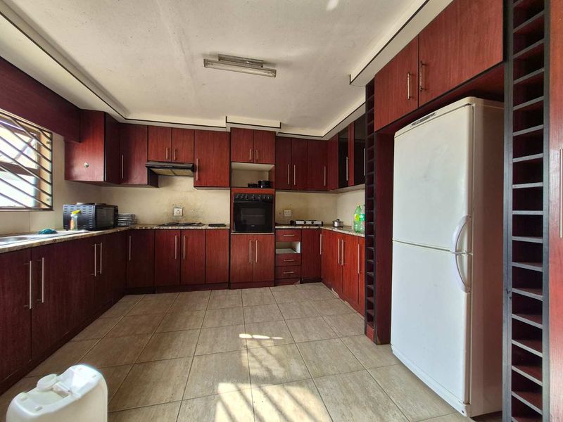 Kuisebmond, Walvis Bay:  3 Bedr Home is for Sale - Photo 10
