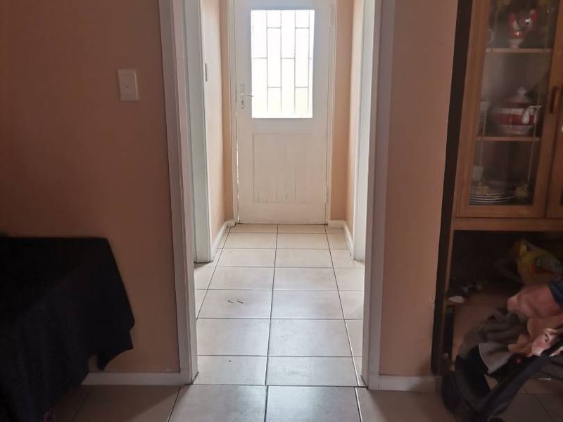 For sale  Spacious Townhouse for Sale in Walvis Bay - Photo 9