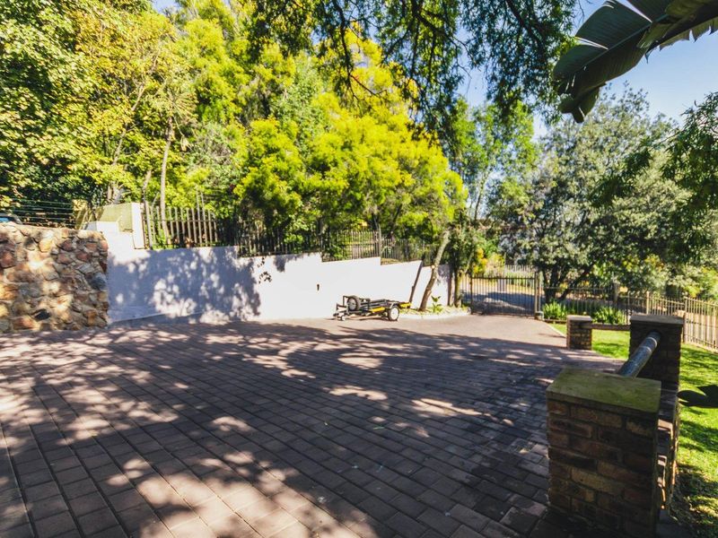 This is property is meant for someone special! - Photo 8