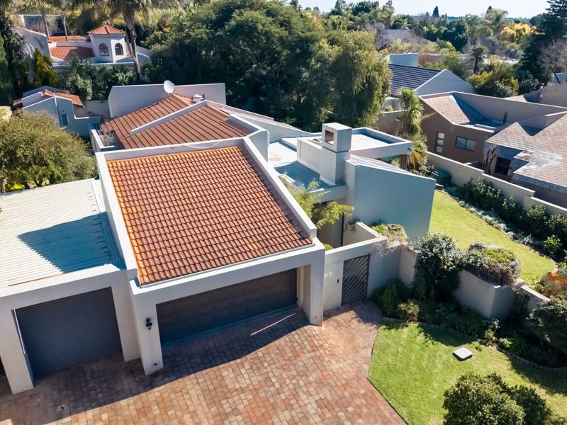 3 Bedroom Family Home / House to Rent in Fourways Gardens - Photo 2