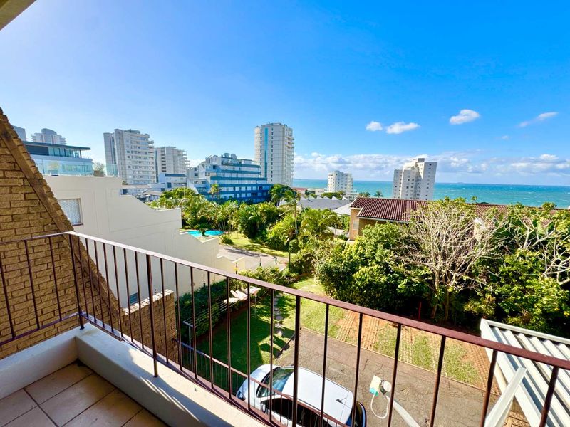 Hendra Estates - Pet Friendly Townhouse with Seaview's For Rent In Prime Umhlanga! - Photo 1