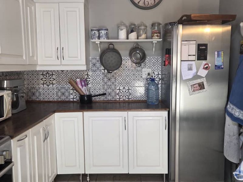 3 Bedroom Home For Sale in Vineta - Photo 5