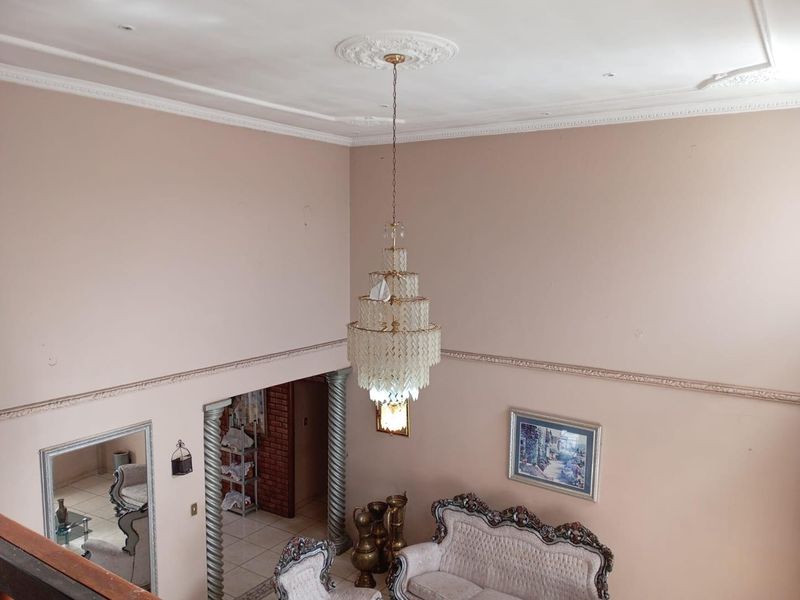 Huge home with 2 Flatlets for added income - Photo 8