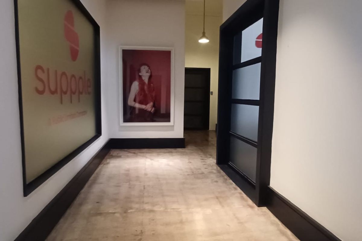 Prime location:  office to let - Photo 3