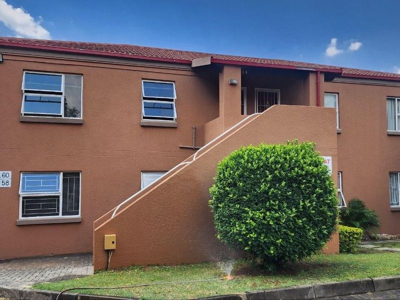 Move In,Settle down,Enjoy in Safari Tuin - Photo 2