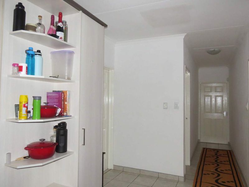 Townhouse For Sale in  Central Okahandja: Mountain Village - Photo 5