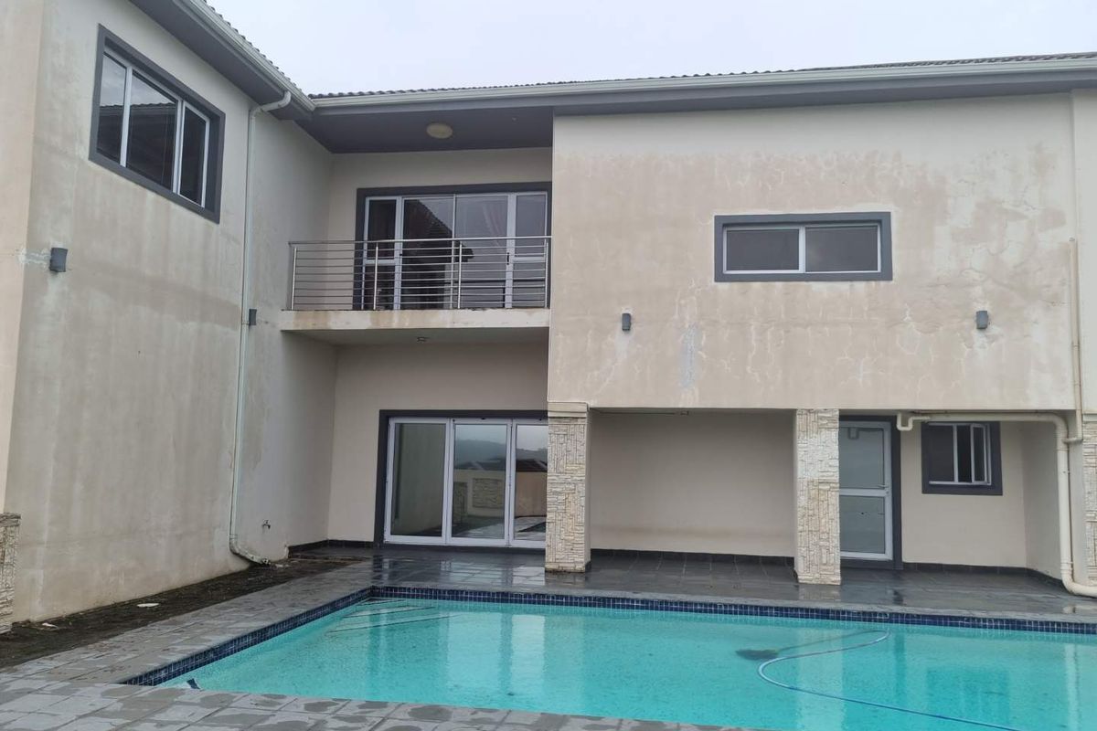 Exclusive Residence! - Photo 3