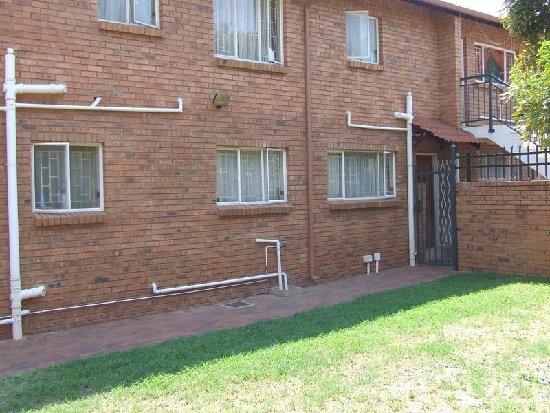 2 BEDROOM FLAT TO RENT IN DOORNPOORT - Photo 3