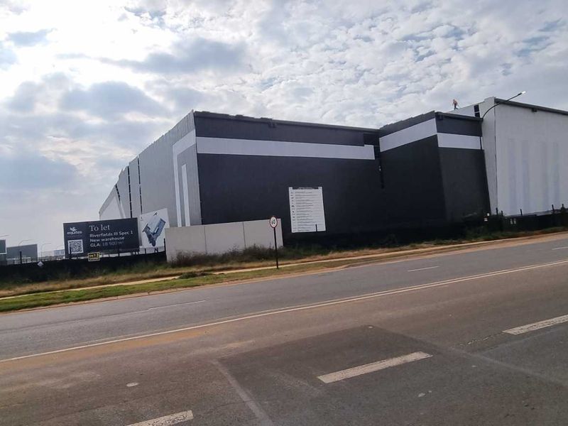 Site 4 (Entire Facility) | Logistics Campus To Let – 82,750m2 - Photo 8