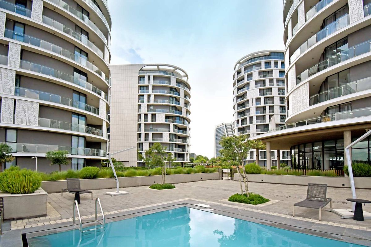 one of kind 2 bedroom ground floor apartment for sale at Ellipse - Photo 2