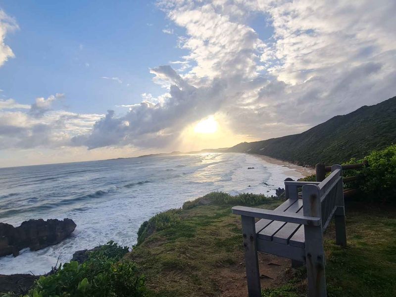 Three bedroom retreat in nature’s paradise - Photo 10