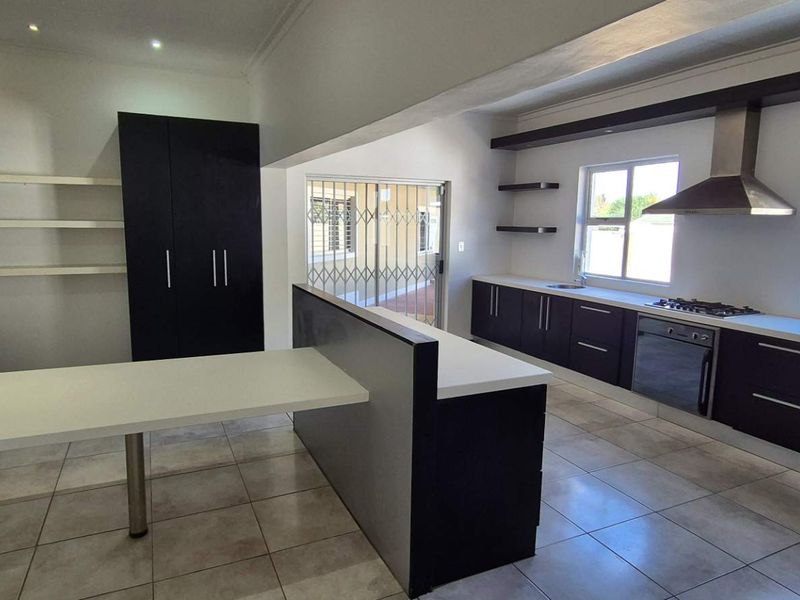 Your Dream Home Awaits – Everything You Need and More! - Photo 3