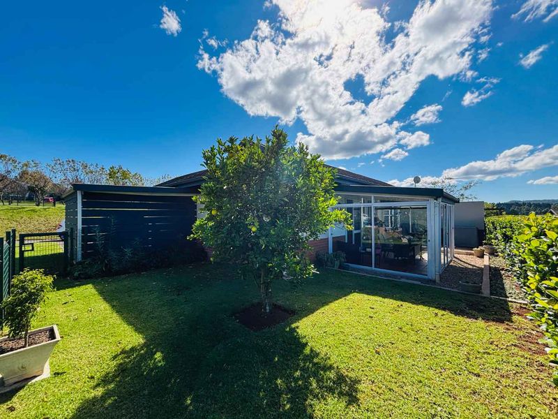 Modern semi-detached Townhouse in St Johns Village, Howick - Photo 8