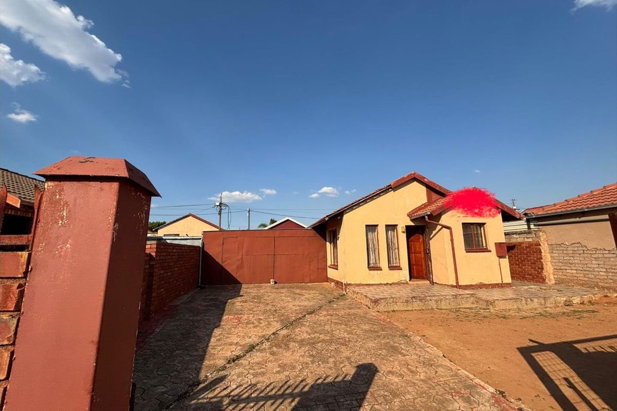 ANOTHER GEM IN SOSHANGUVE WW - Photo 2