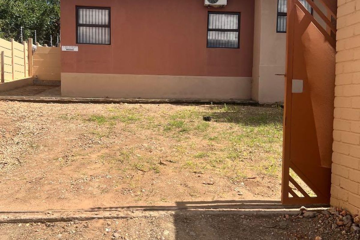 COMMERCIAL OFFICE SPACE TO LET – WINDHOEK NORTH - Photo 2