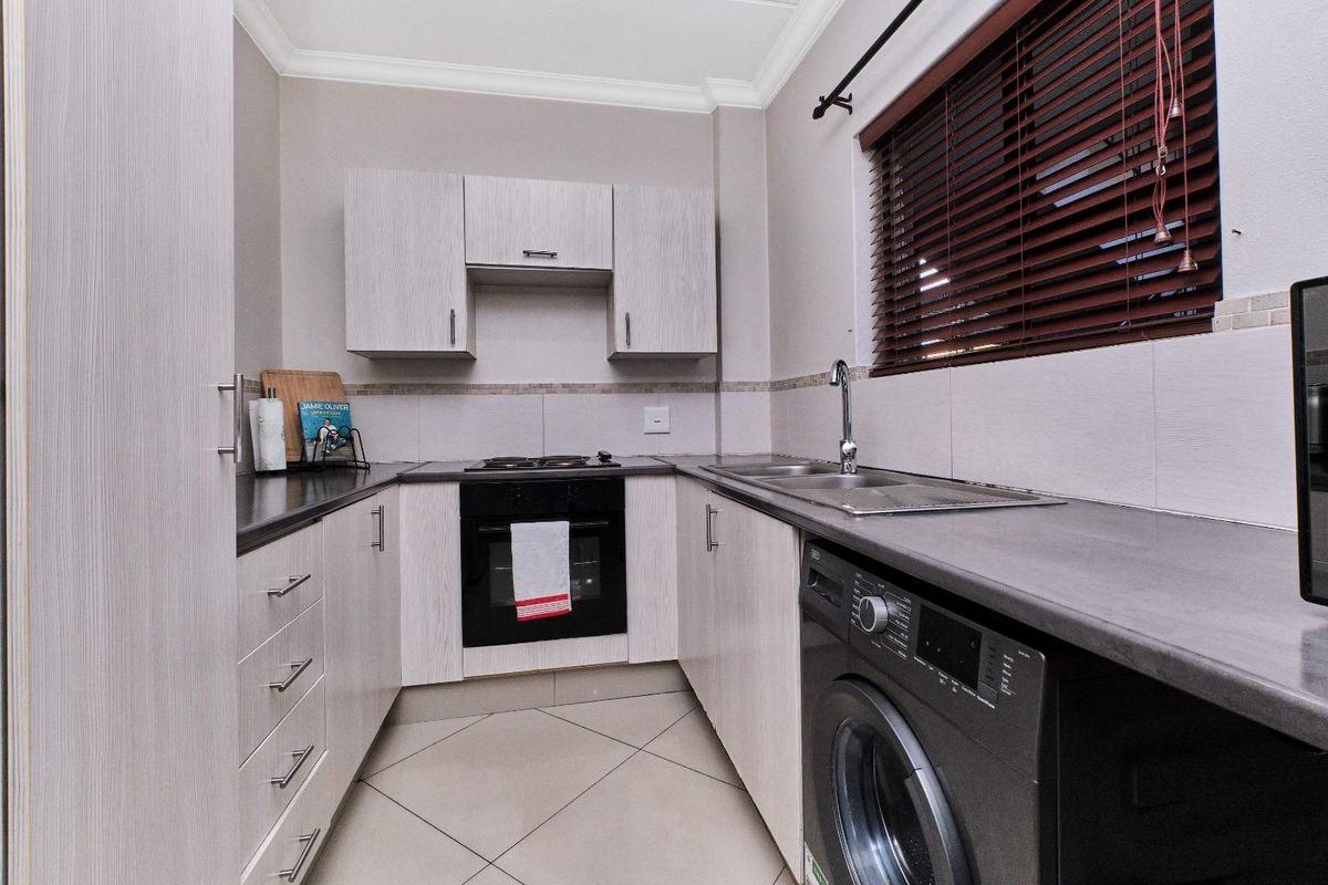 Secure, stylish and move-in ready. - Photo 5