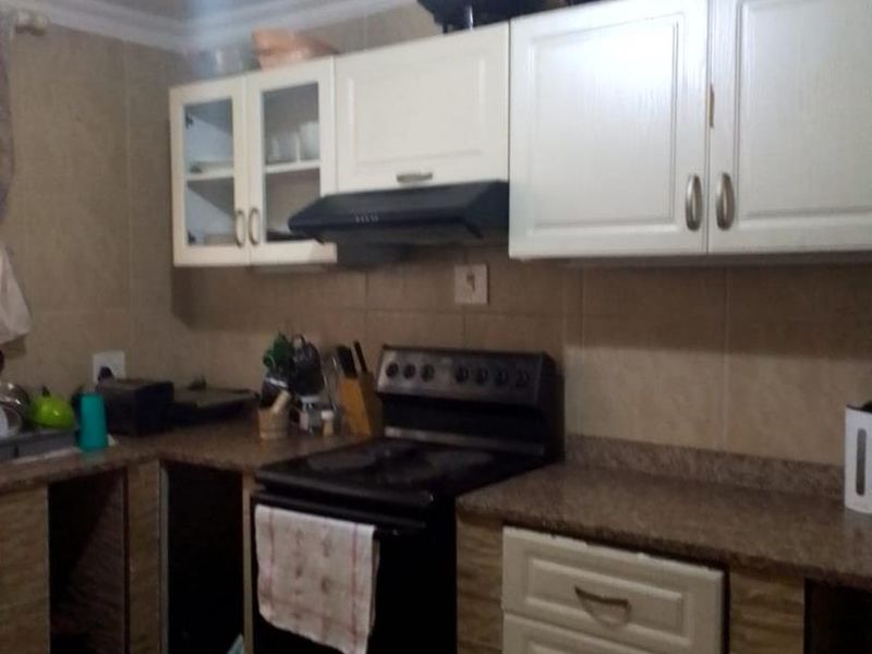 Spacious Apartment in the Heart of South Beach! - Photo 5