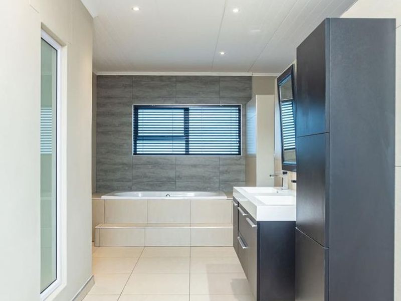 For Rent Kempinski Nature Estate N$ 40,000 - Photo 9