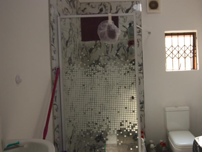 3 Bedroom 2 Bathroom home for rental in Parkhill - Photo 10