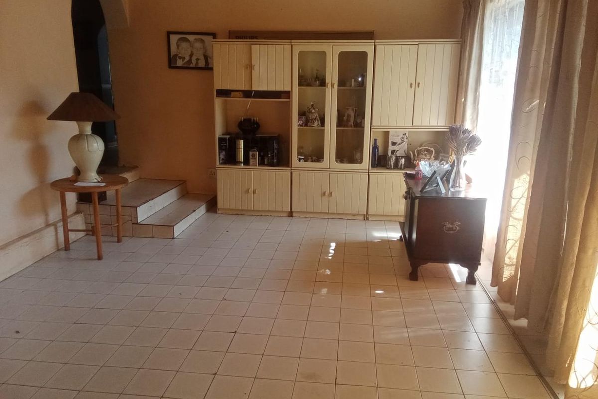 FOR SALE: Prime Investment Opportunity in Westdene, Johannesburg - Photo 2
