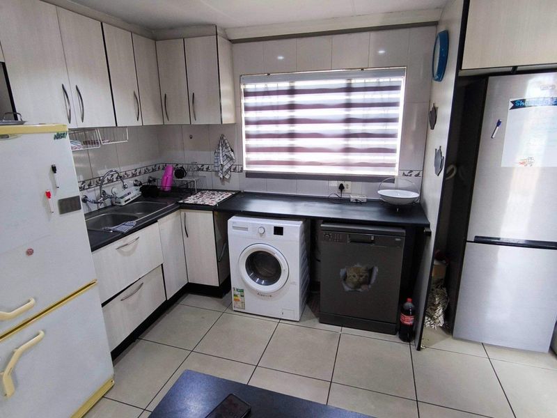 Space Galore! - Photo 8