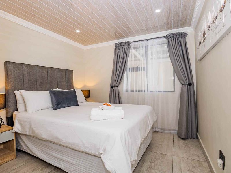 La Bella Vida Self Catering Apartments - Photo 6