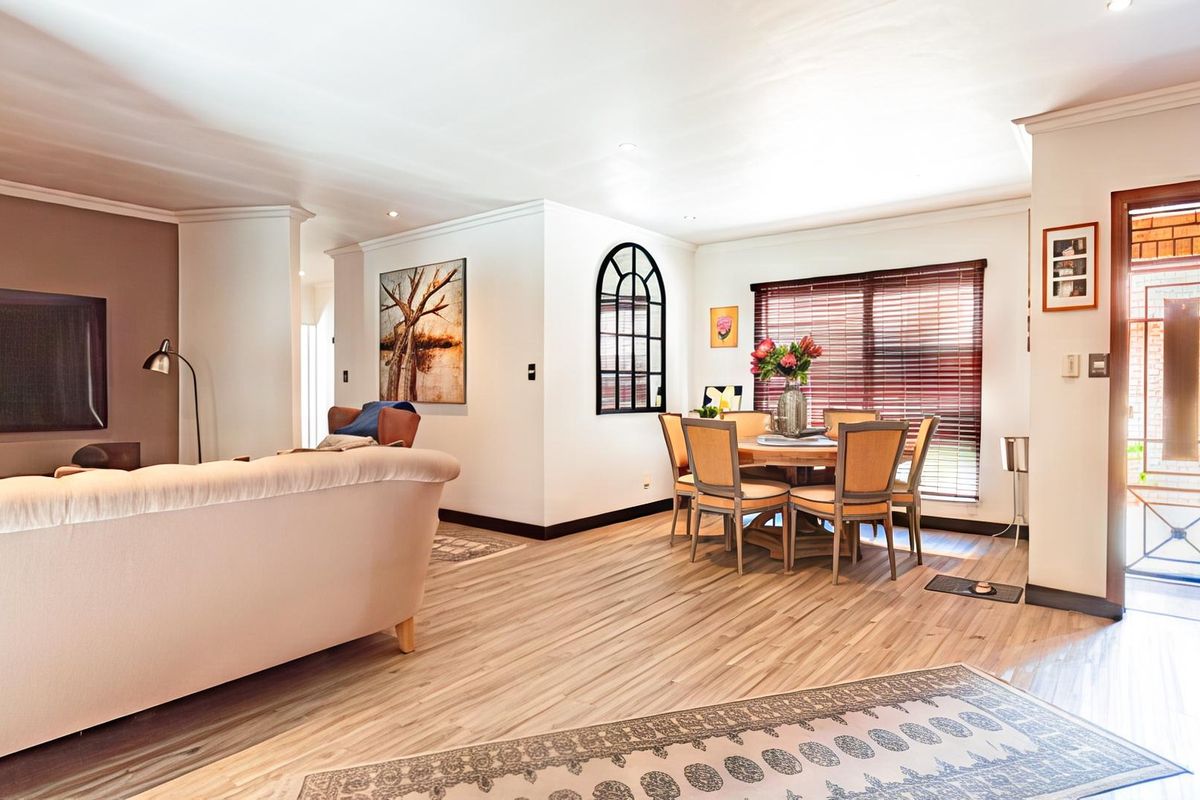 Lovely Spacious Simplex Cluster - Photo 4