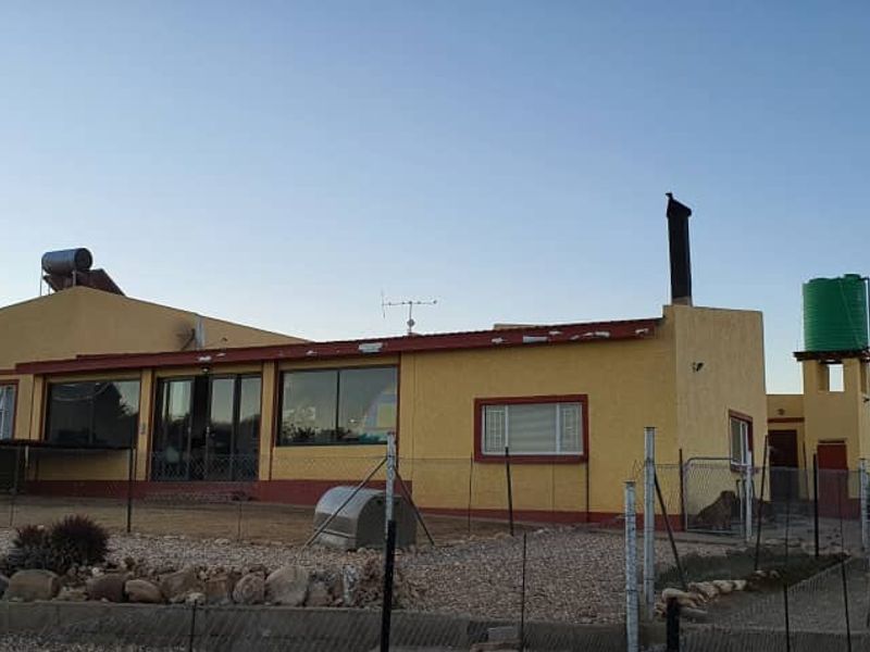 FOR SALE - SMALL HOLDING NEAR WINDHOEK, NAMIBIA 13.14 Ha - Photo 2